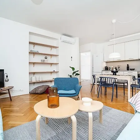 公寓 Bright And Spacious Appt 布拉格