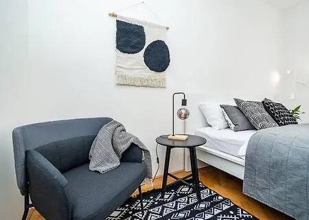 Appartement Bright And Spacious Appt