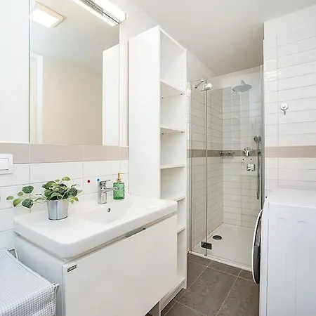 Apartmán Bright And Spacious Appt *
